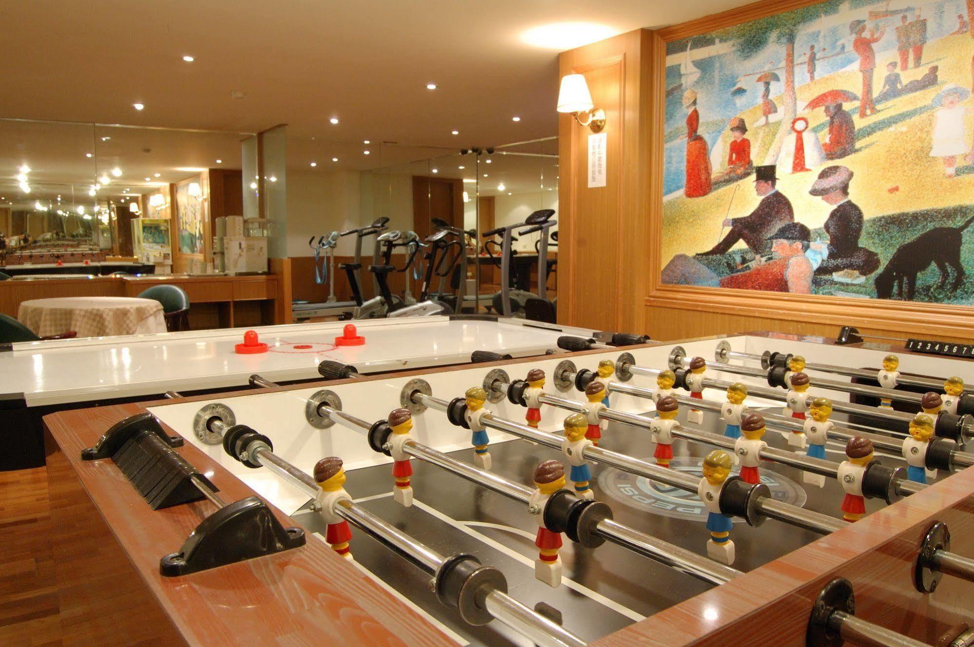 Grand Boss Hotel Yilan Екстер'єр фото