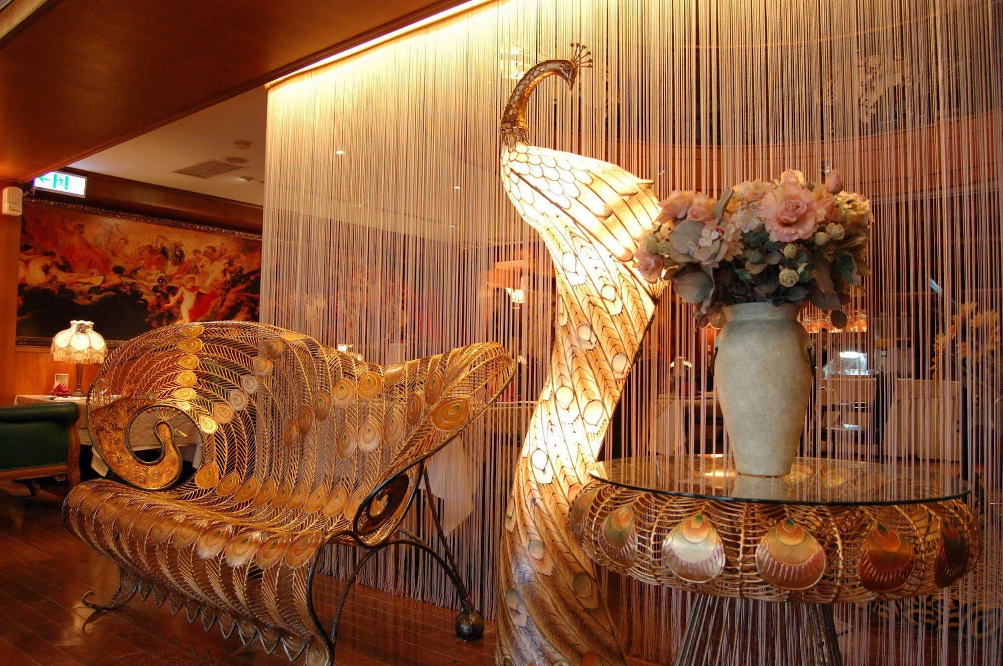 Grand Boss Hotel Yilan Екстер'єр фото